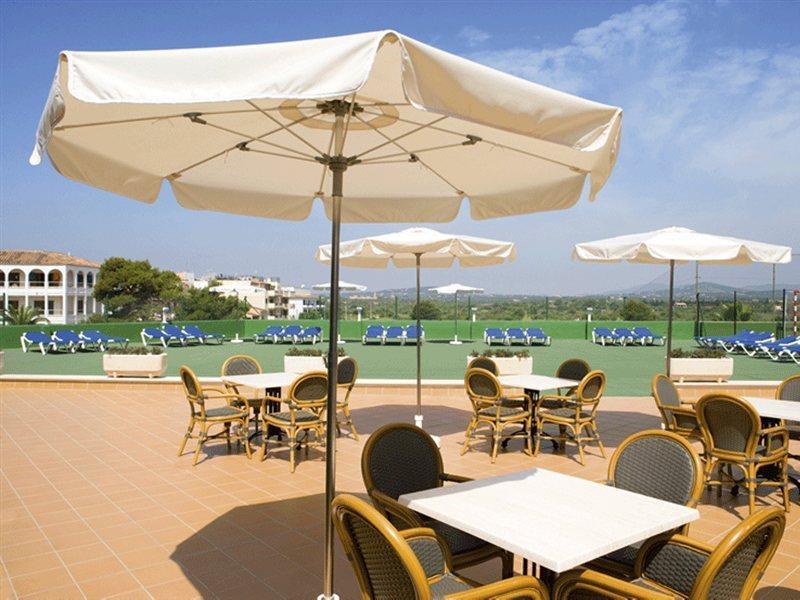 Universal Hotel Perla S'Illot  Exterior photo