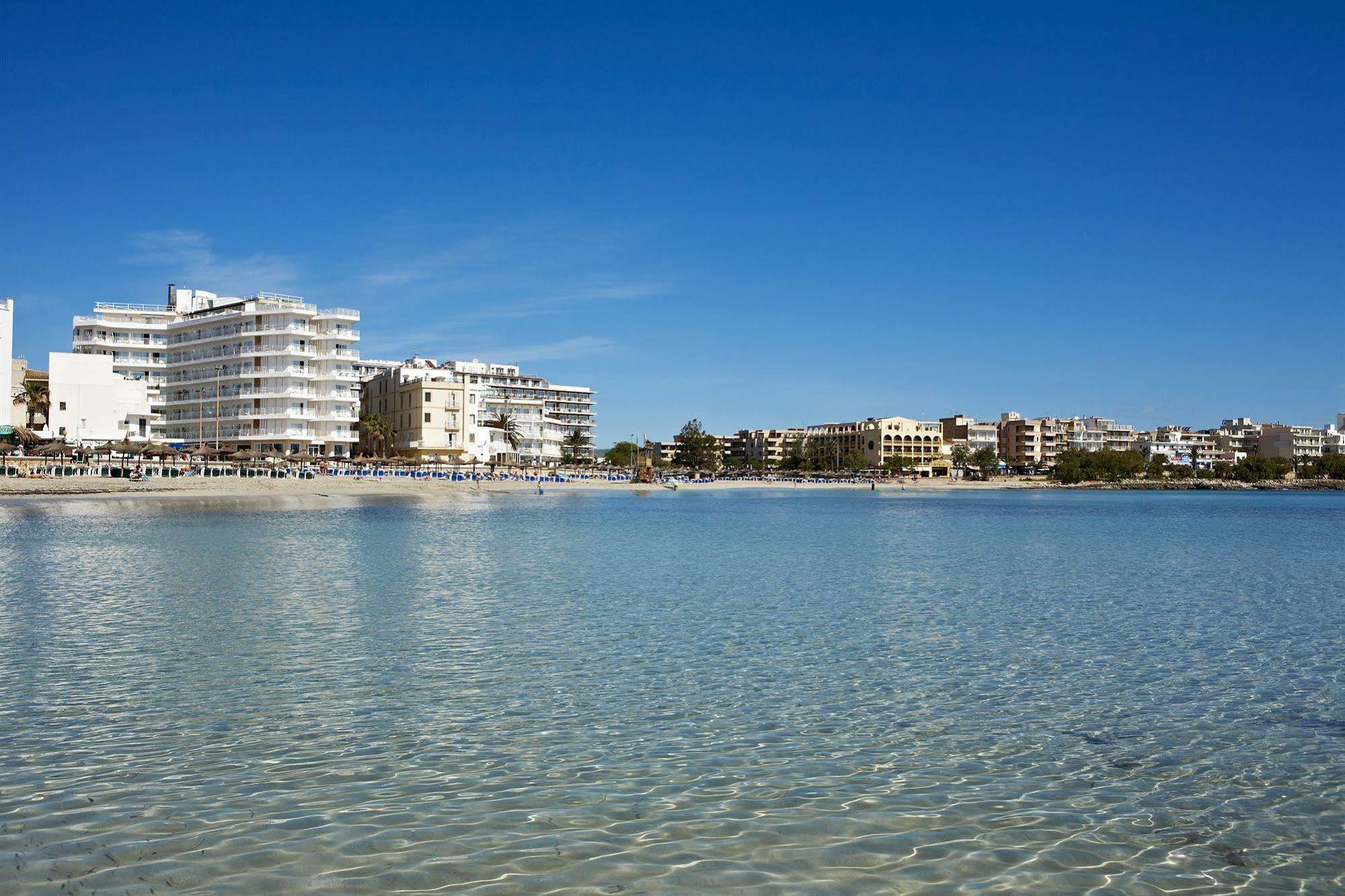 Universal Hotel Perla S'Illot  Exterior photo